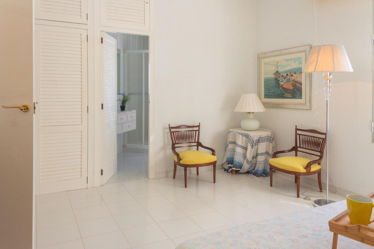 Magnifica Villa Aireola Frente Al Mar ベニカシム エクステリア 写真